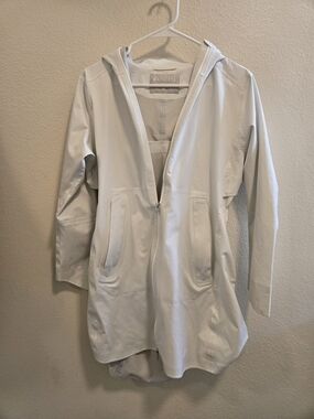 Athleta Rain Drop Insulated White Hooded Full Zip Jacket